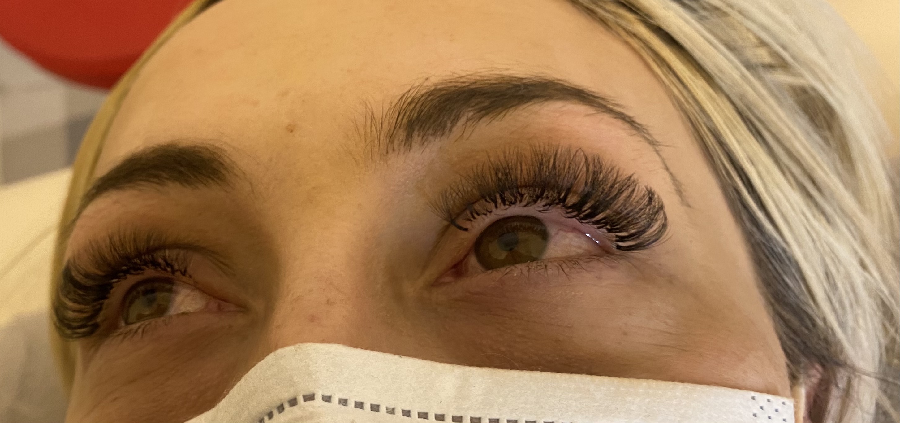 3D eyelash extensions