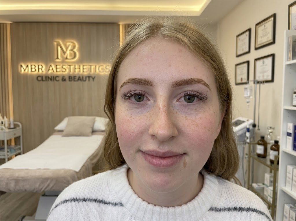 classic eyelash extension